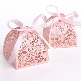 En épousant de petites boîtes à sucrerie, dentelez la mini impression offset de boîte-cadeau de papier de couleur